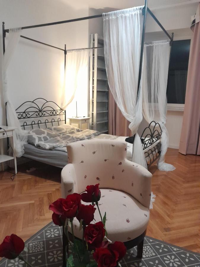 Warszawa, Centrum, Wiejska 15, Kamienica Apartment Екстериор снимка
