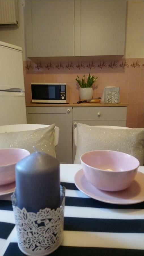 Warszawa, Centrum, Wiejska 15, Kamienica Apartment Екстериор снимка